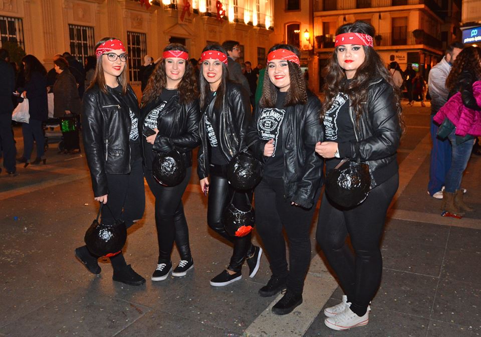 Fotografías de Carnaval en la calle de Cabra